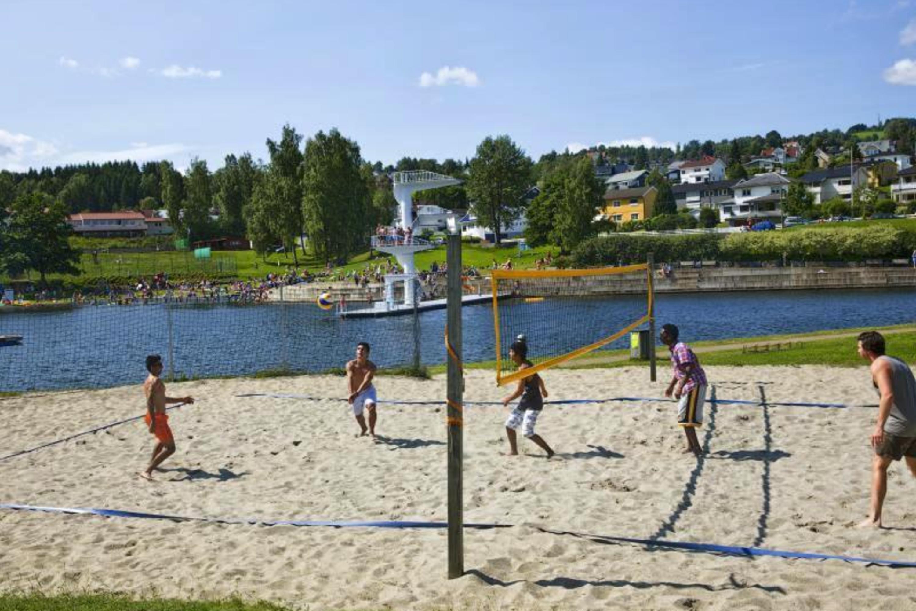 Volleyballbane - Gjøvik Vandrerhjem Hovdetun Volleyballbane - Gjøvik Vandrerhjem Hovdetun